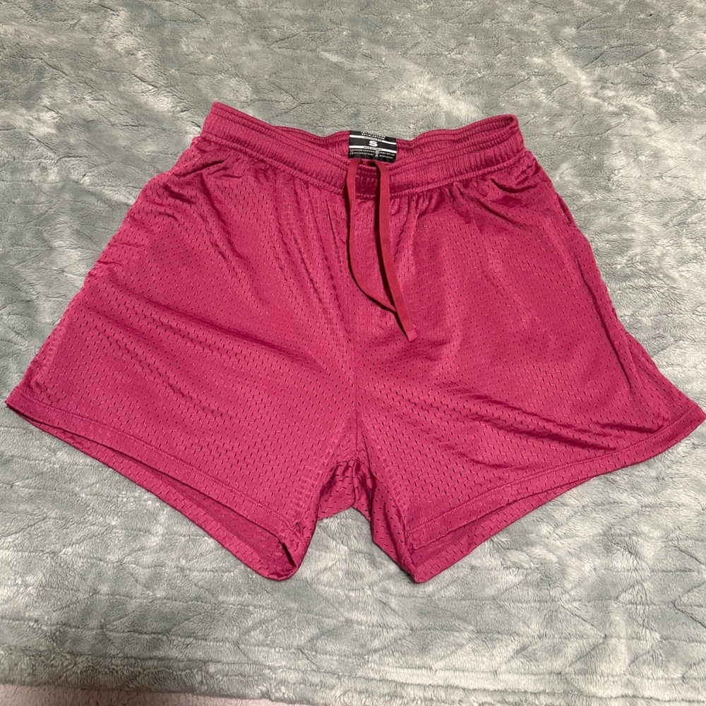Alphalete Essential Mesh Shorts